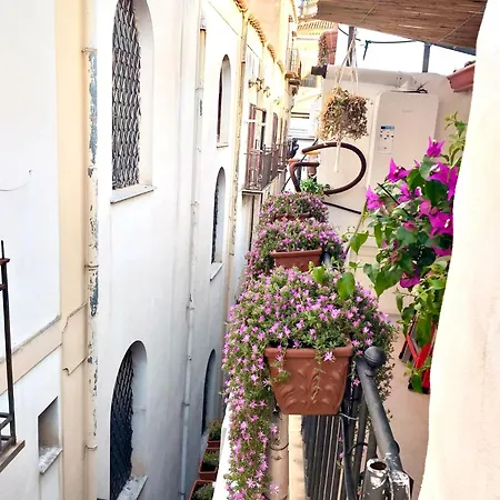 Appartement Dream Penthouse Over Main Square Palermo